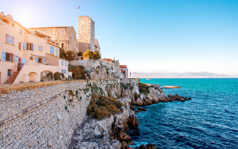 Serrurier Antibes